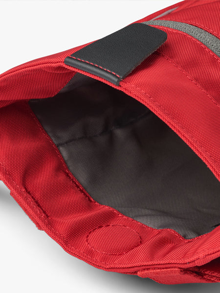 DOG-Copenhagen-sac-a-friandises-pour-chien-go-explorer-treat-bag-rouge