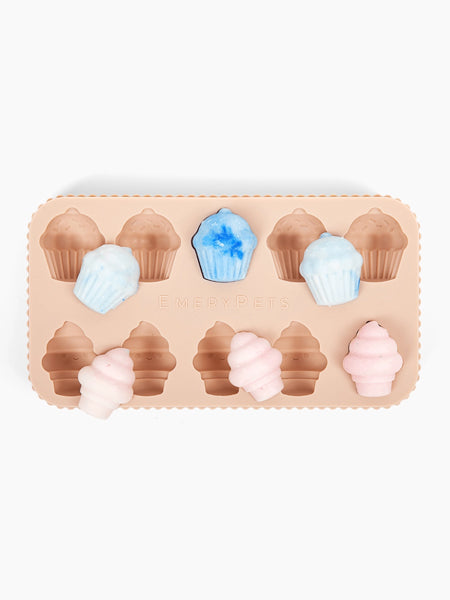 EmeryPets-moule-friandises-pour-chien-cupcake