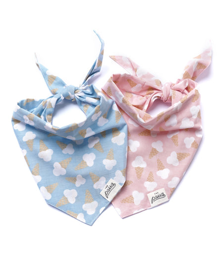 The-Paws-bandana-pour-chien-glace-rose