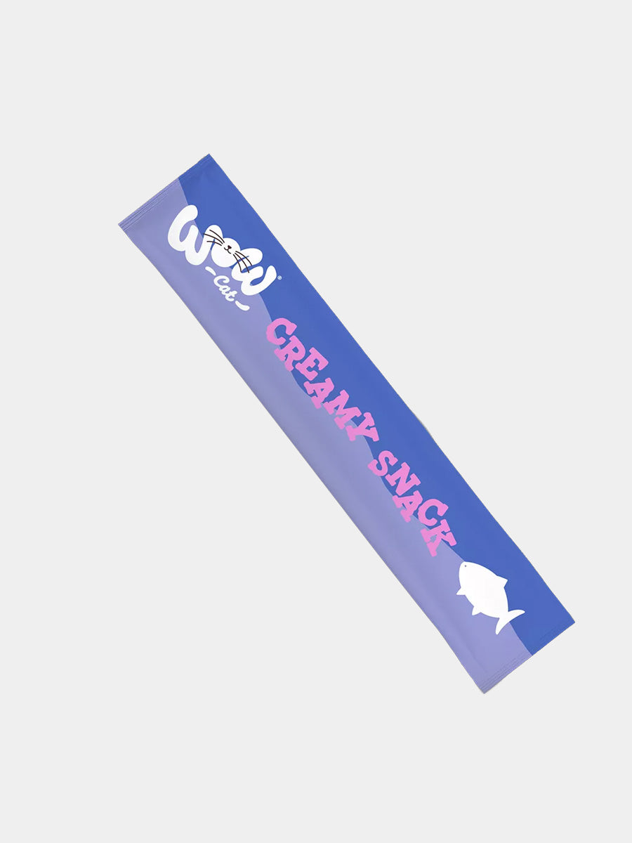 Wow-cat-friandises-a-lecher-pour-chat-creamies-saumon